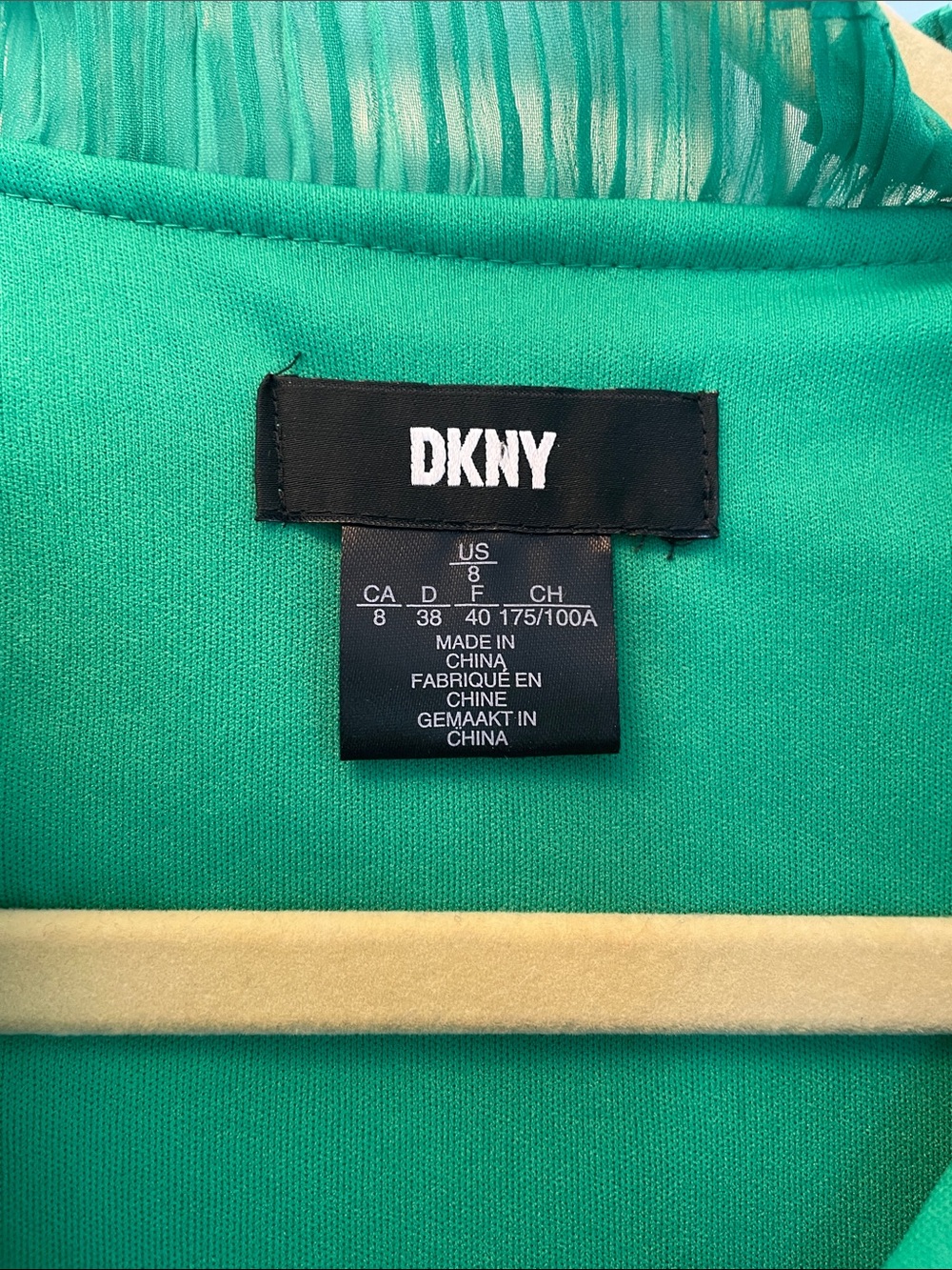 DKNY Sleeveless Emerald Green Pleated Midi Dress with Neck Tie - Picture 2 of 3